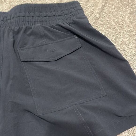 SPANX Out of Office Shorts Pull On Athletic Casual Gray XL - Picture 10 of 14